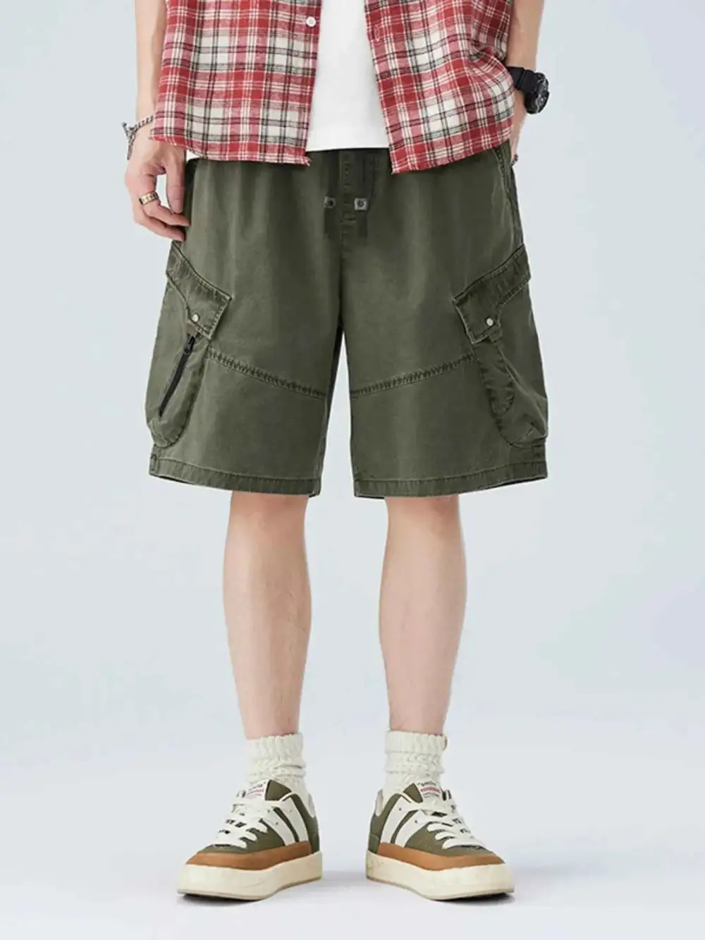 Cargo Shorts with Multiple Pockets