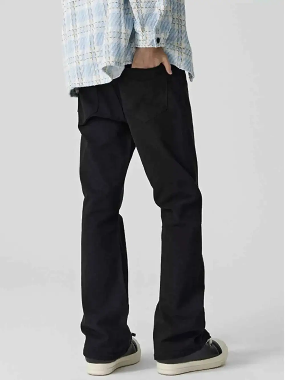 Classic Straight Fit Jeans