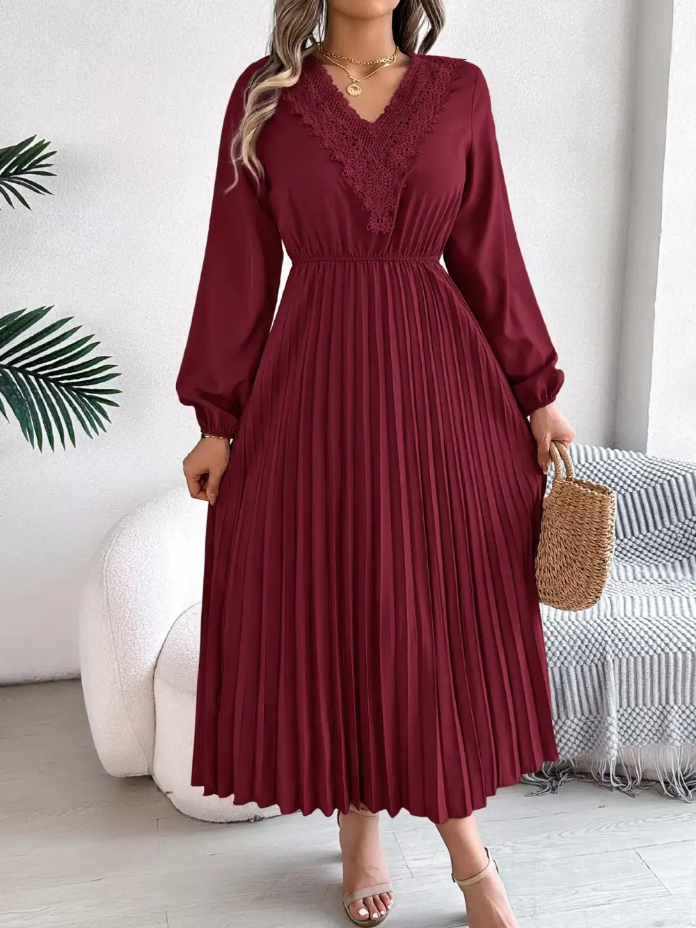 Lace V Neck Pleated Dress Casual