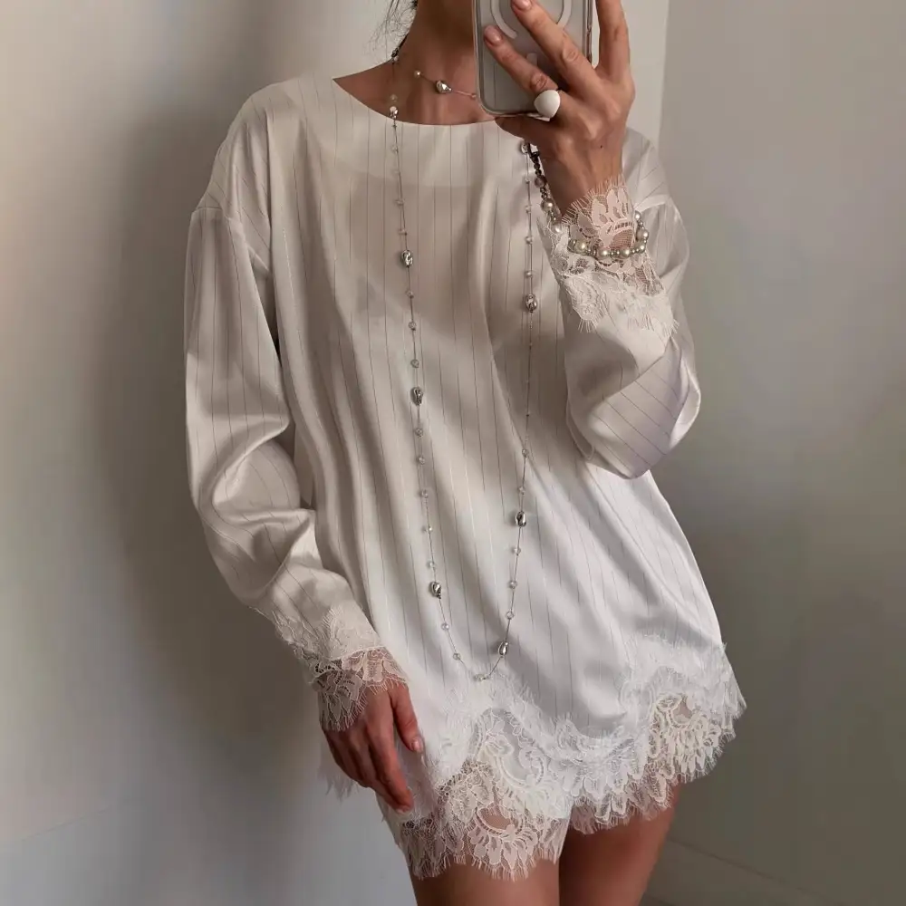 Women's Lace Round-Neck T-Shirt