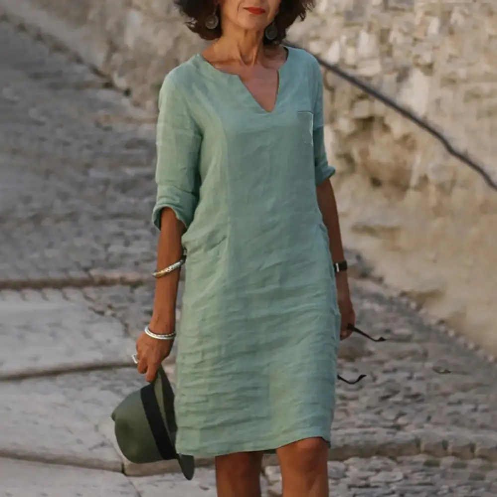 Women's V-Neck Three-Quarter-Sleeve Pocketed Dress