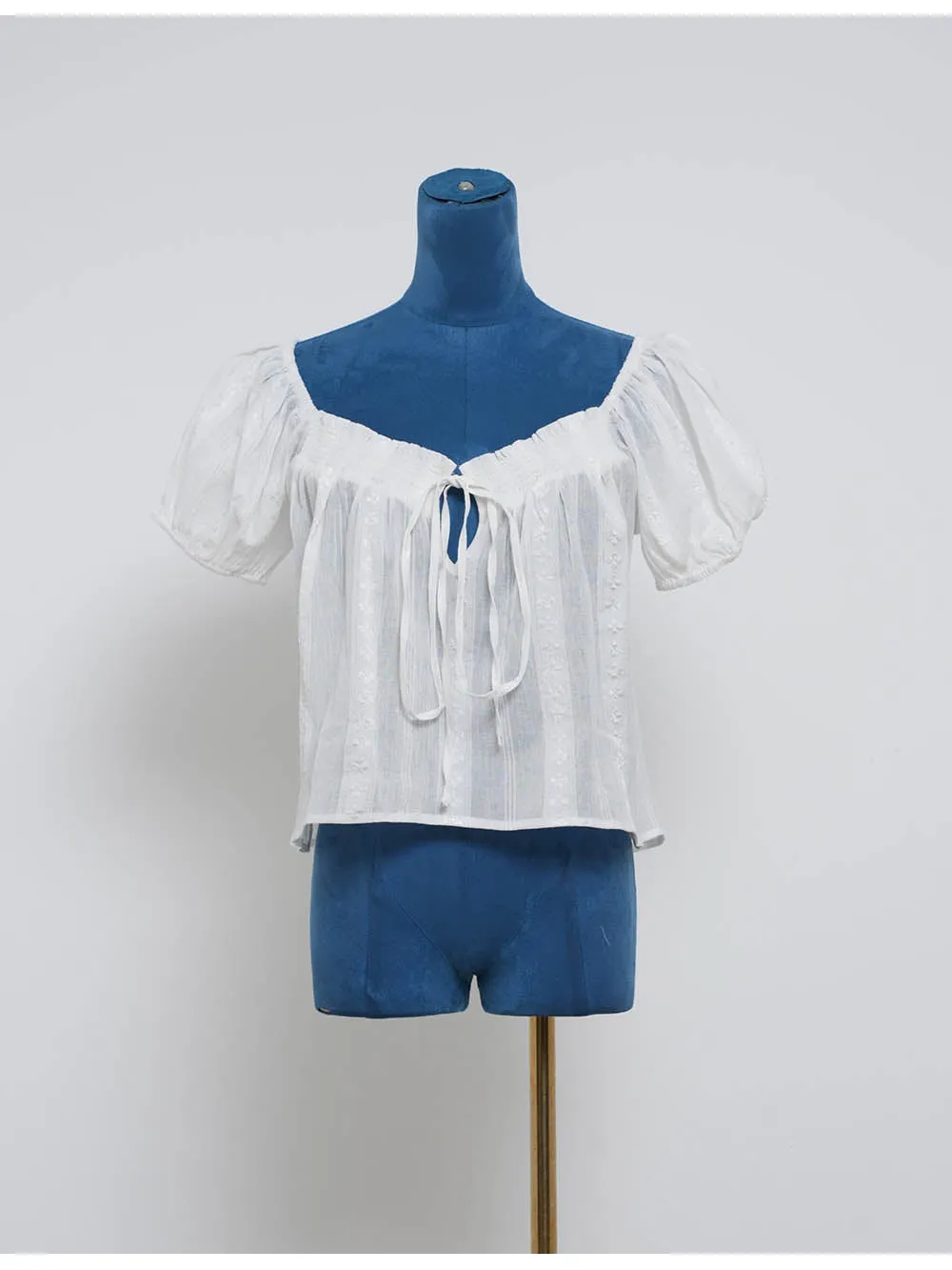 Geometric Pattern Neck Puff Short Sleeves Top
