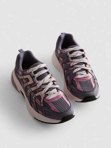 Stripe Low-Top Trainers detail 1