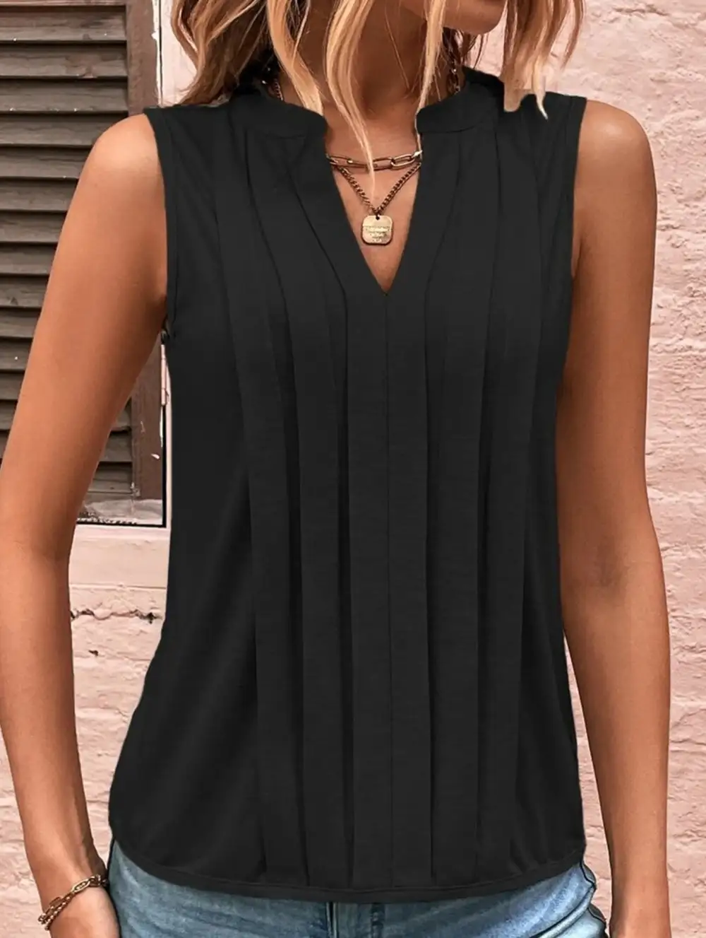 Slim Fit Pleats Sleeveless V Neck Top