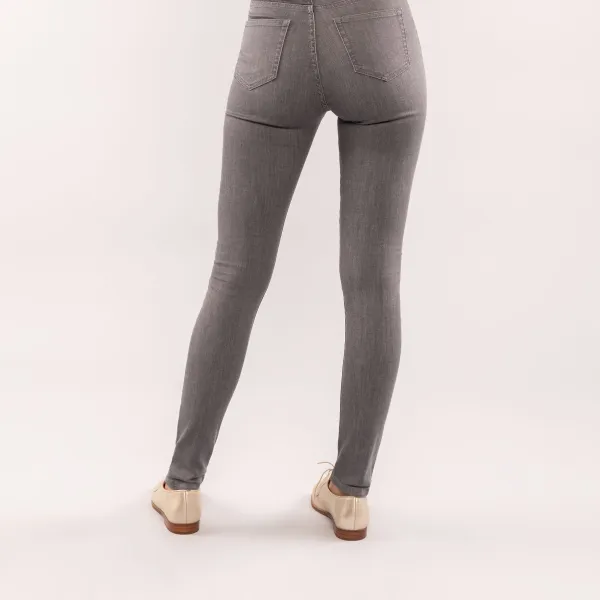 Women's Slim Mid Rise Jeans