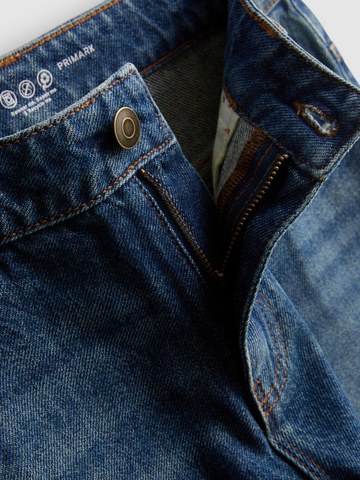 7-15yrs | Relaxed Fit Jeans detail 3