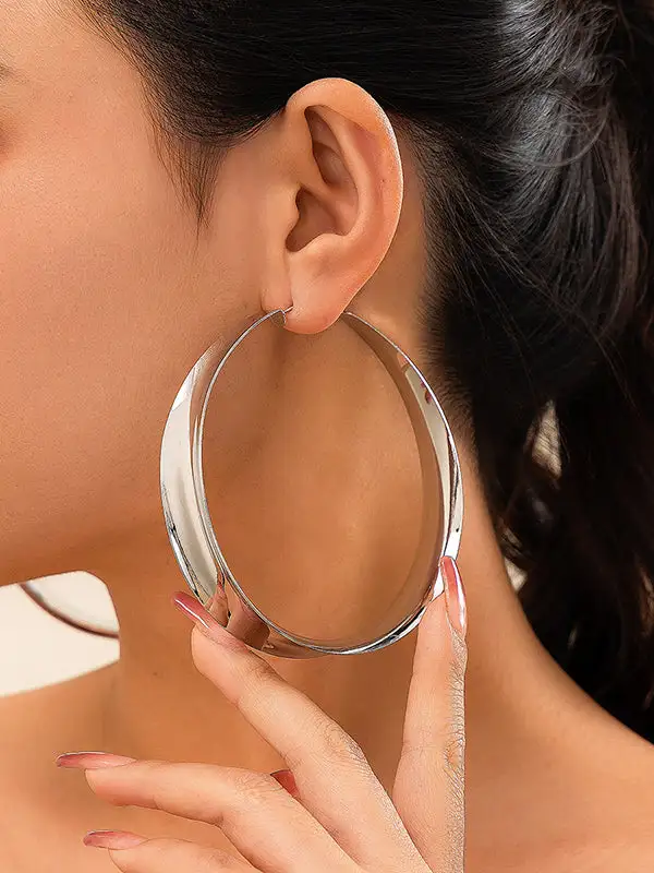 Chic Hammered Drop Earrings