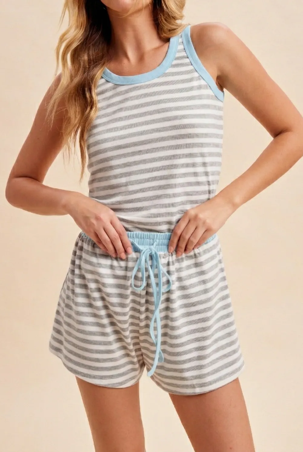 Light Grey Contrast Color