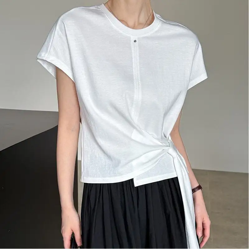 Contemporary Asymmetrical Hem Tie Sleeveless T-Shirt