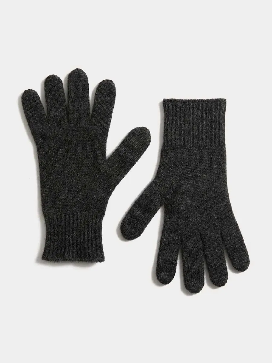 Sleek Knit Gloves