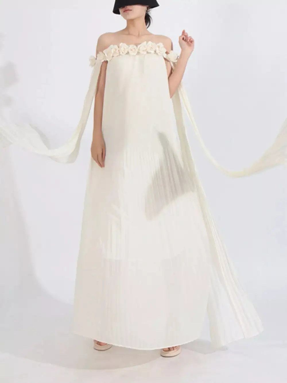 Off Shoulder Floral Pleated Maxi Dress