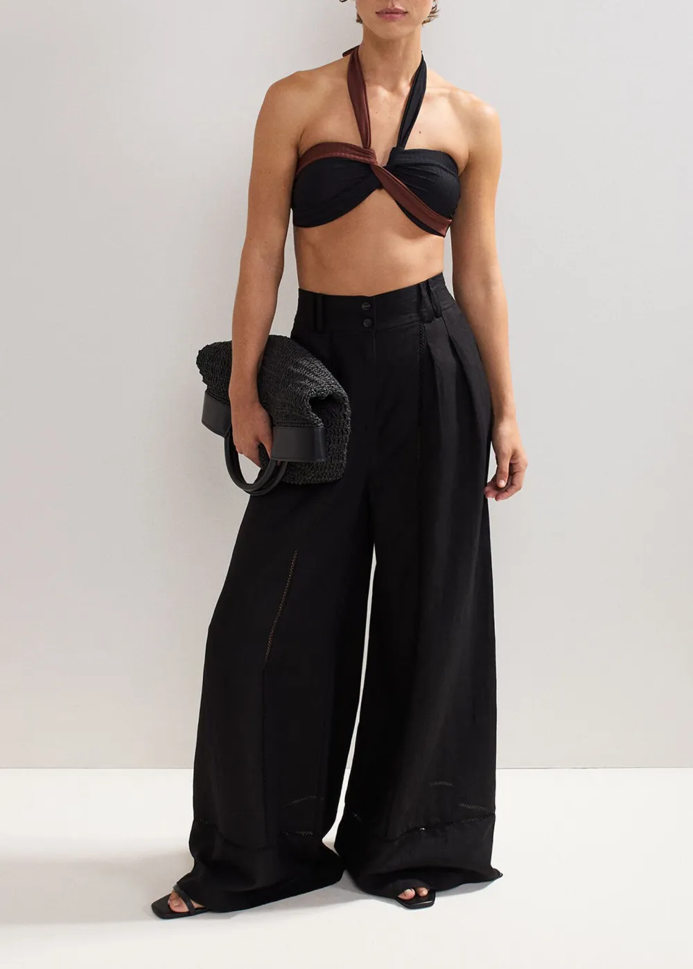 Lady's Halter-Neck Bikini Top