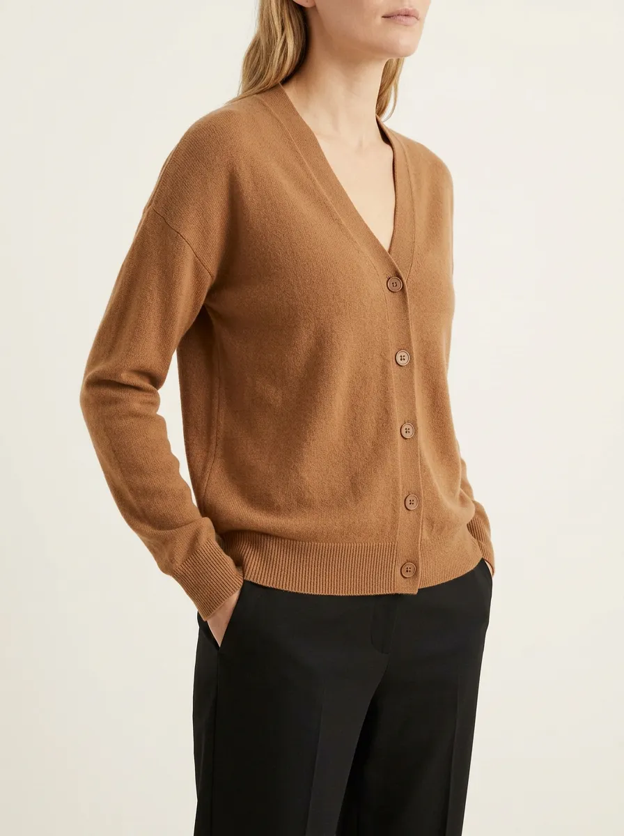 Women's Casual Minimalist Solid V-Neck Buttoned Cardigan