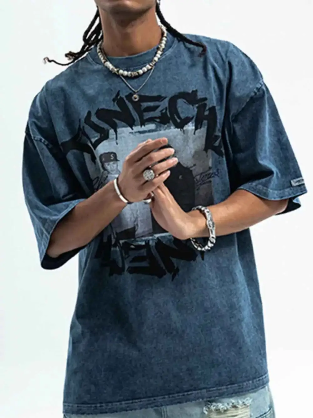 Comfort Fit Graphic Round Neck Short Sleeve T-Shirt