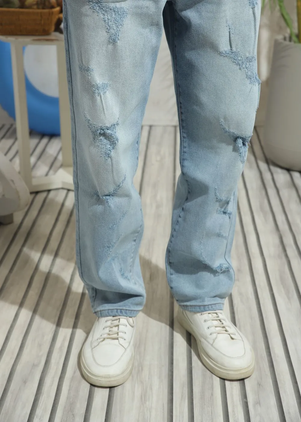 Straight-Leg Ripped Everyday Jeans