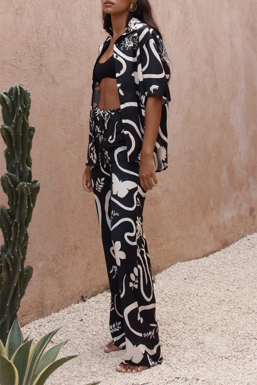 Floral Patterned Flowy Wide Leg Pants