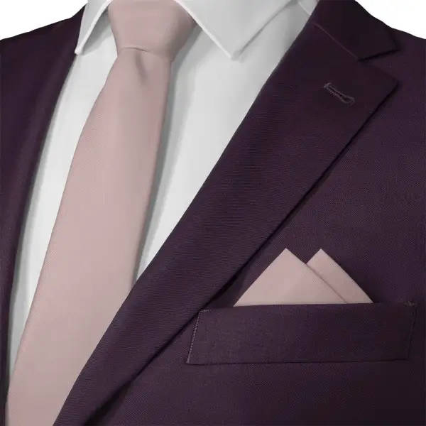 Graceful Formal Solid Pocket Square