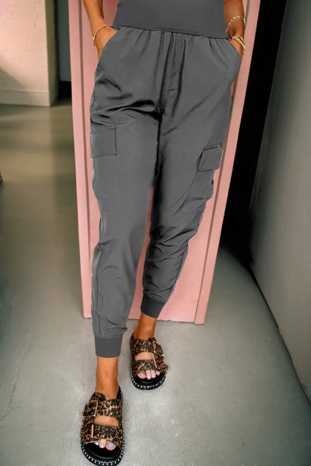 Classic Elastic High Waist Pocketed Cargo Jogger Trousers