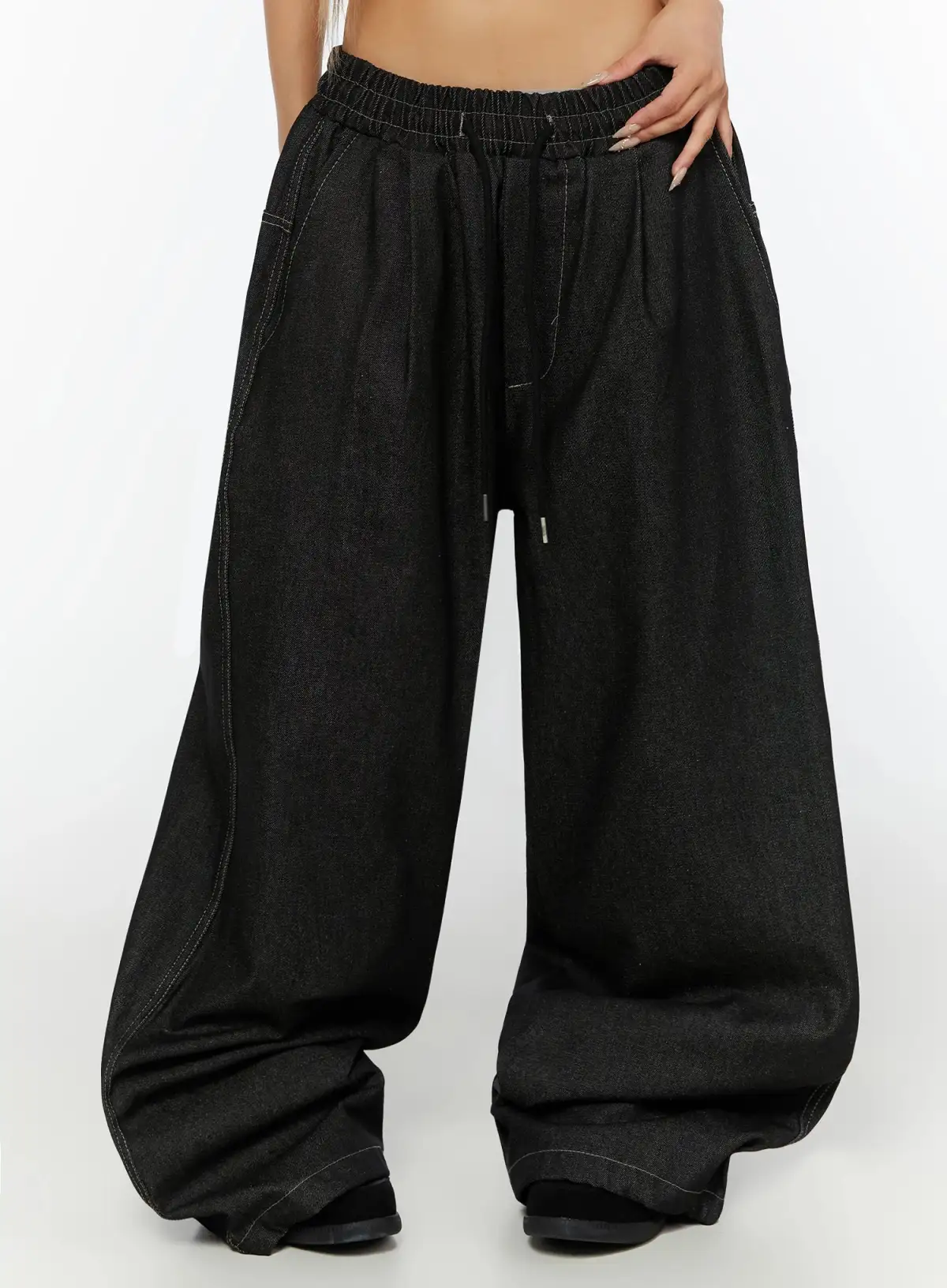Back Graphic Baggy Jeans