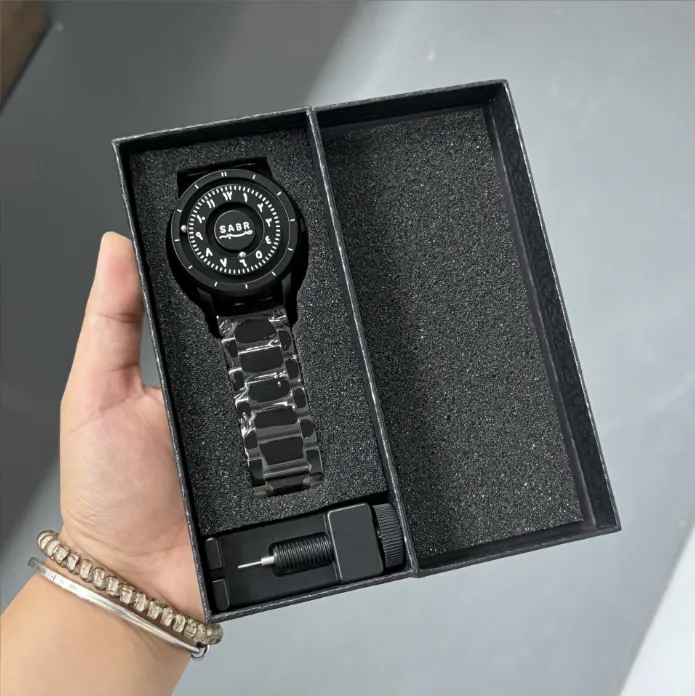 Classic Minimalist Waterproof Wristwatch for Men, Fashion Overseas Trade Style