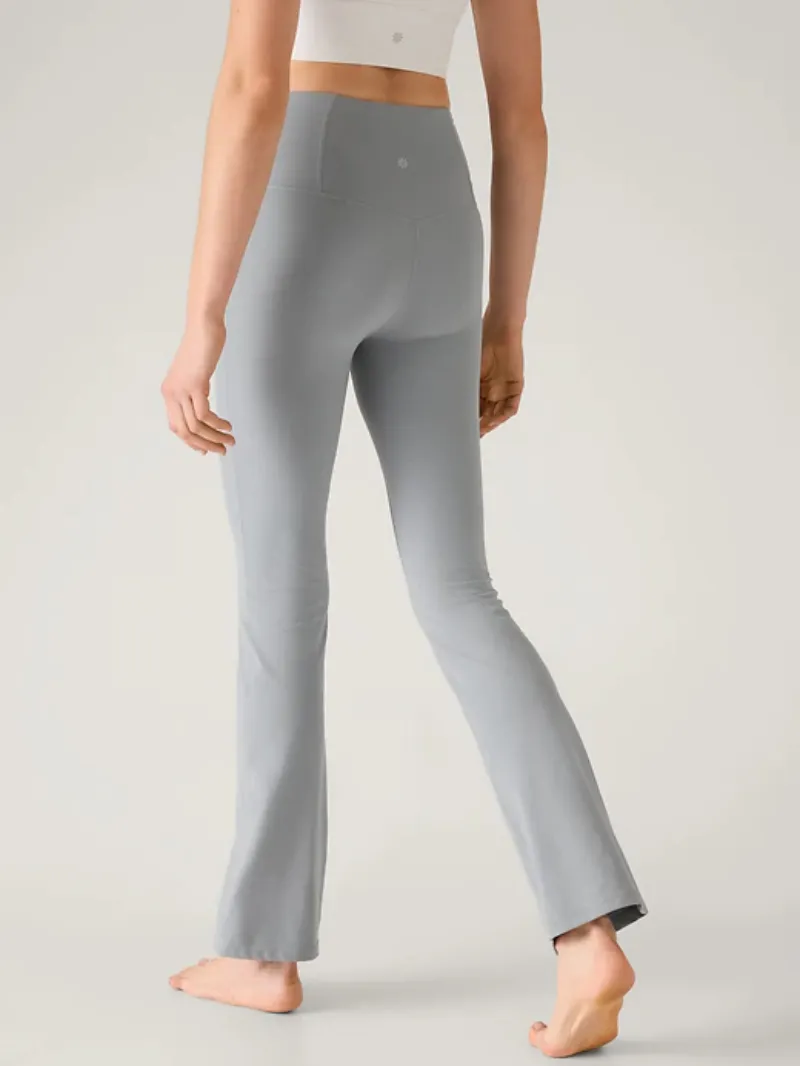 Black Split-Hem Pants For Chic Casual Style