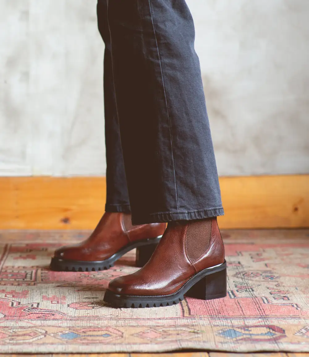 Heritage Refined Chelsea Boots