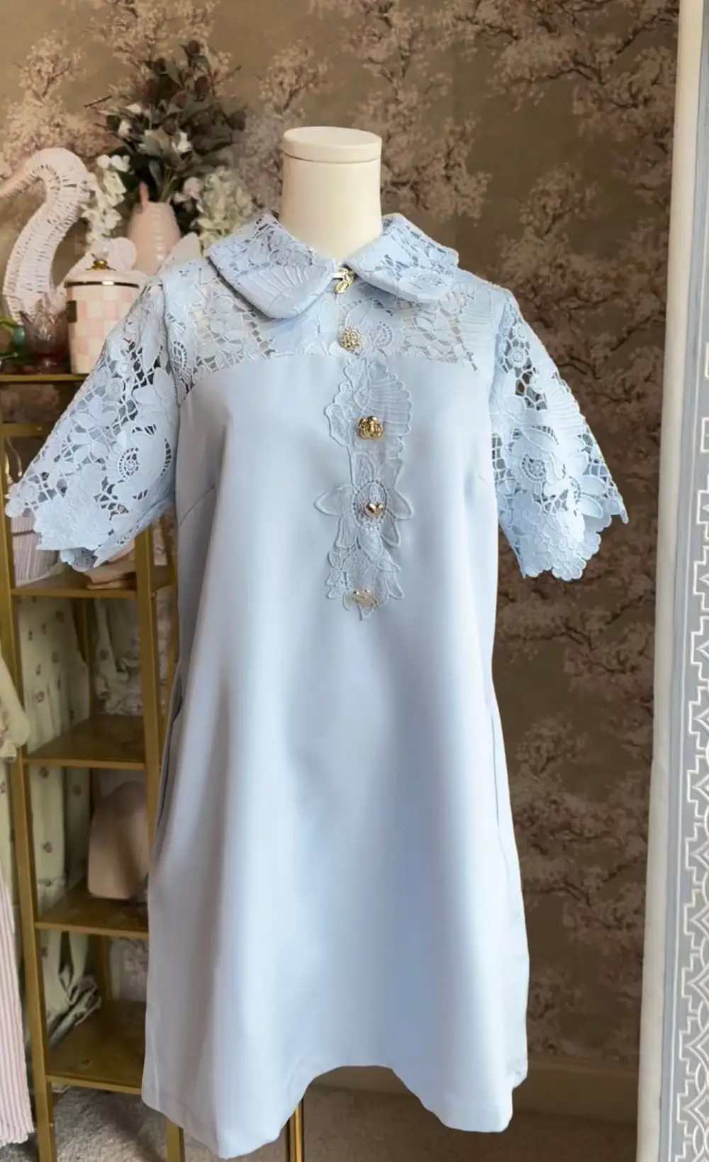 Sleeve Floral Lace Mini Dress
