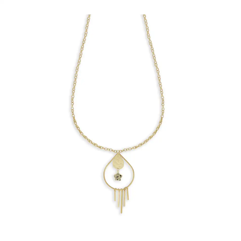 Distinctive Necklace with Pendant Detail
