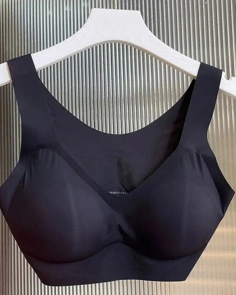 Seamless Soft Cup Bra with Wide Straps