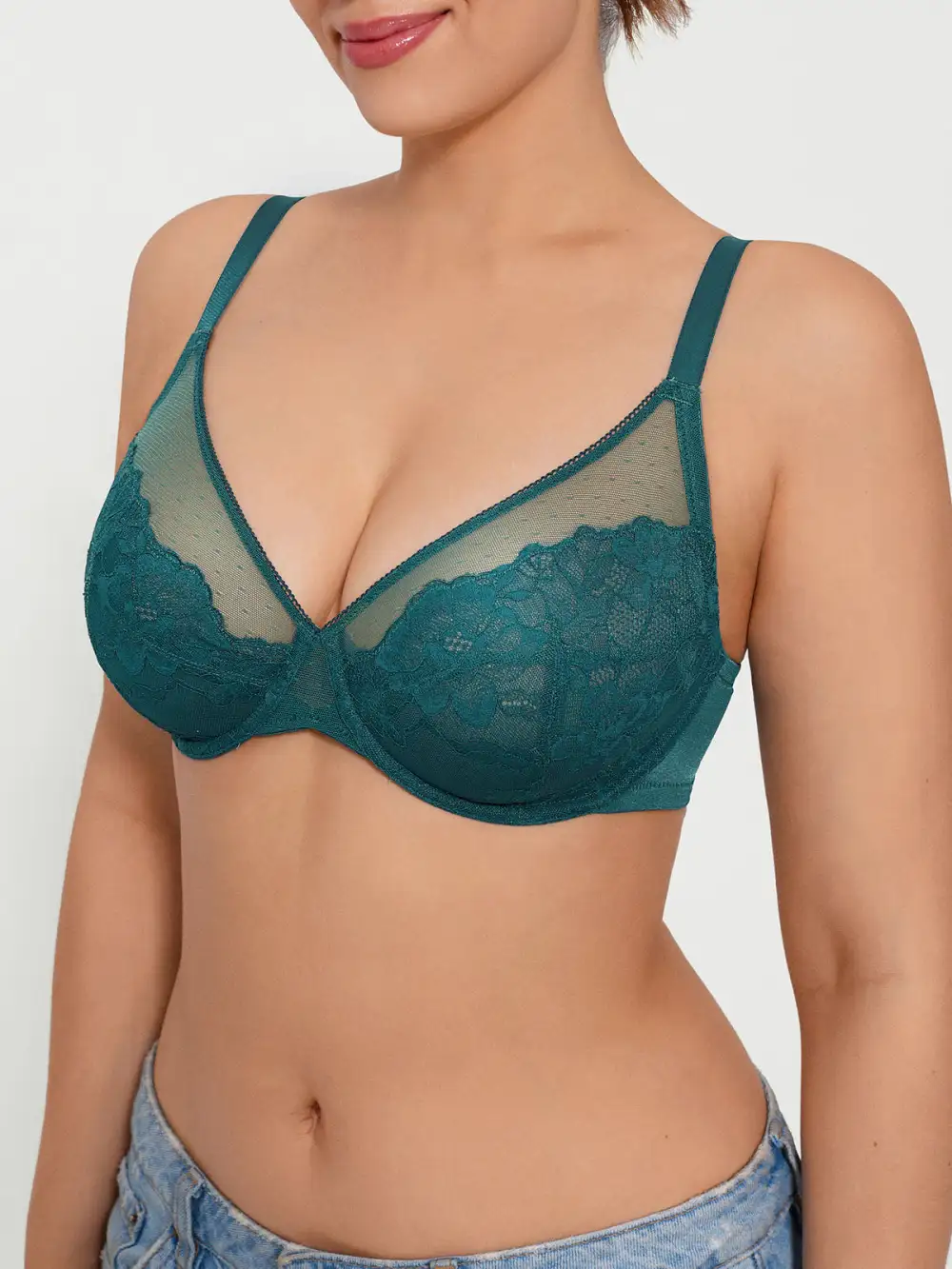Lightweight Underwire Smoothing Lace Bra