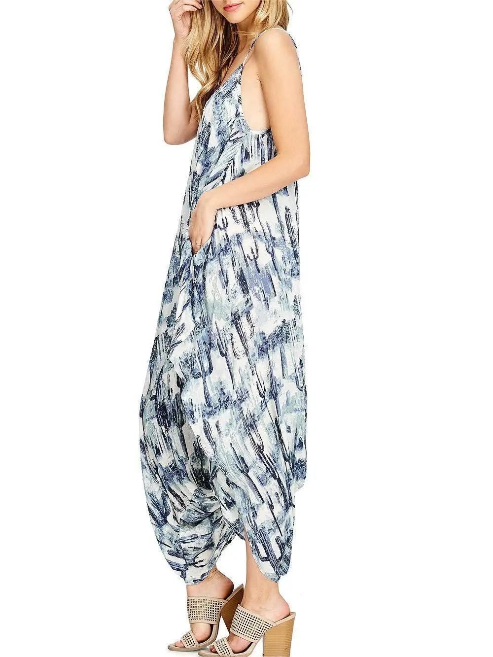 Pocketed Sleeveless Jumpsuit