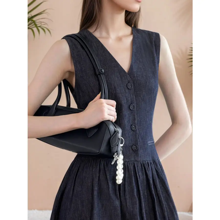 Sleeveless V-Neck Sleeveless Midi Dress