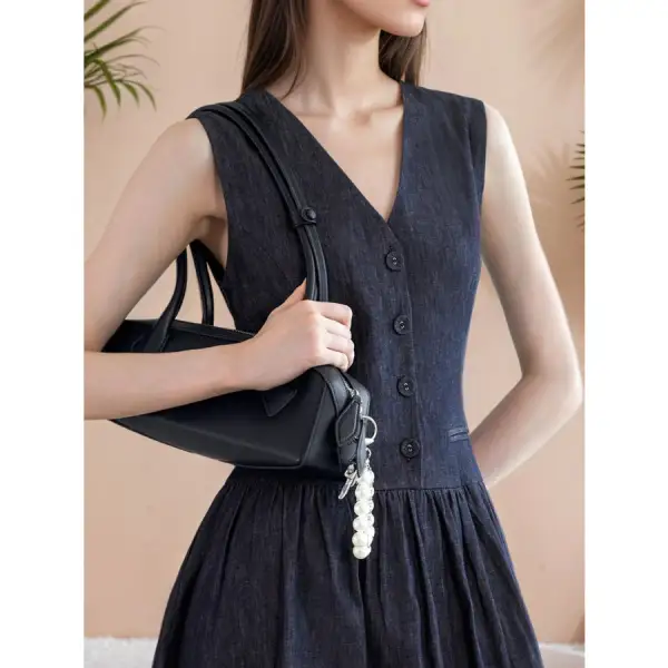 Sleeveless V-Neck Sleeveless Midi Dress