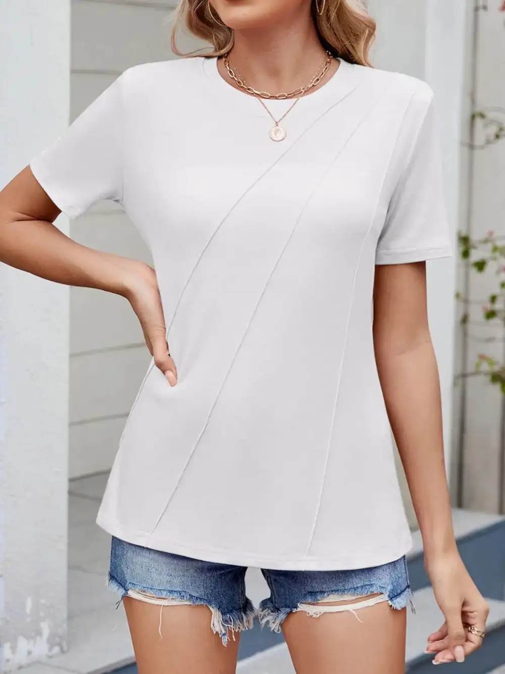 Relaxed Round Neck Short Sleeve T-Shirt