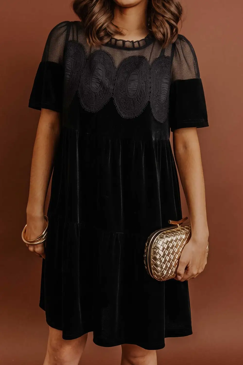 Women's Embroidery Velvet Short Sleeve Shift Mini Dress