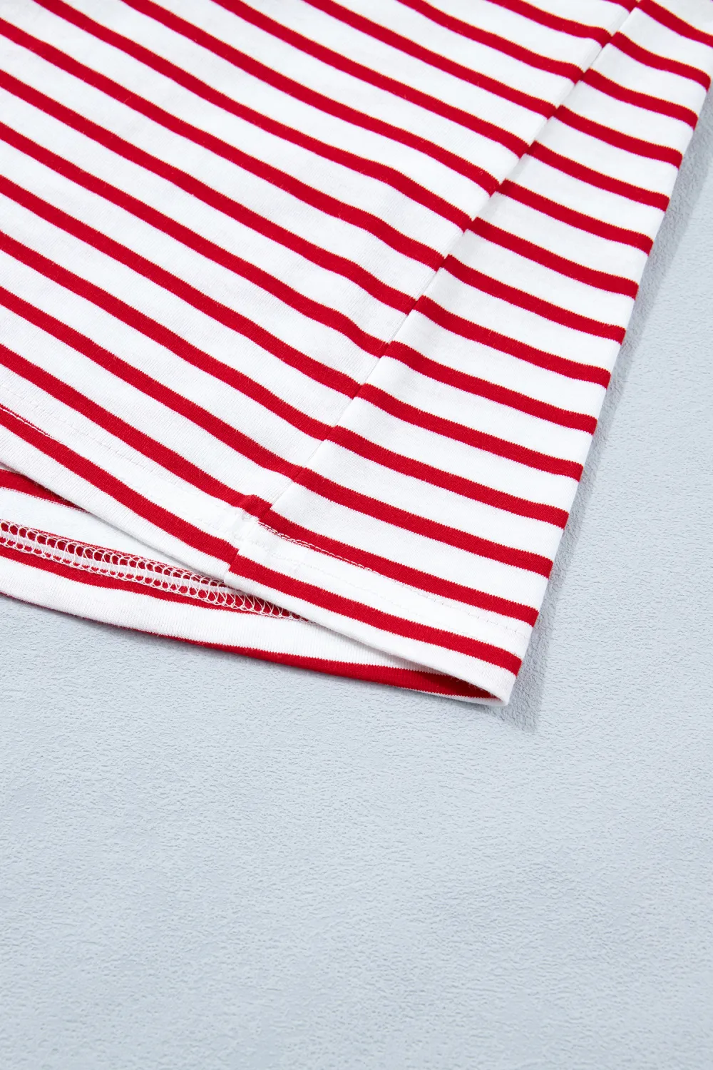 Red Stripe Contrast Trim Round Tee