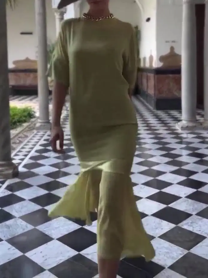 Minimal Splicing Midi Dress