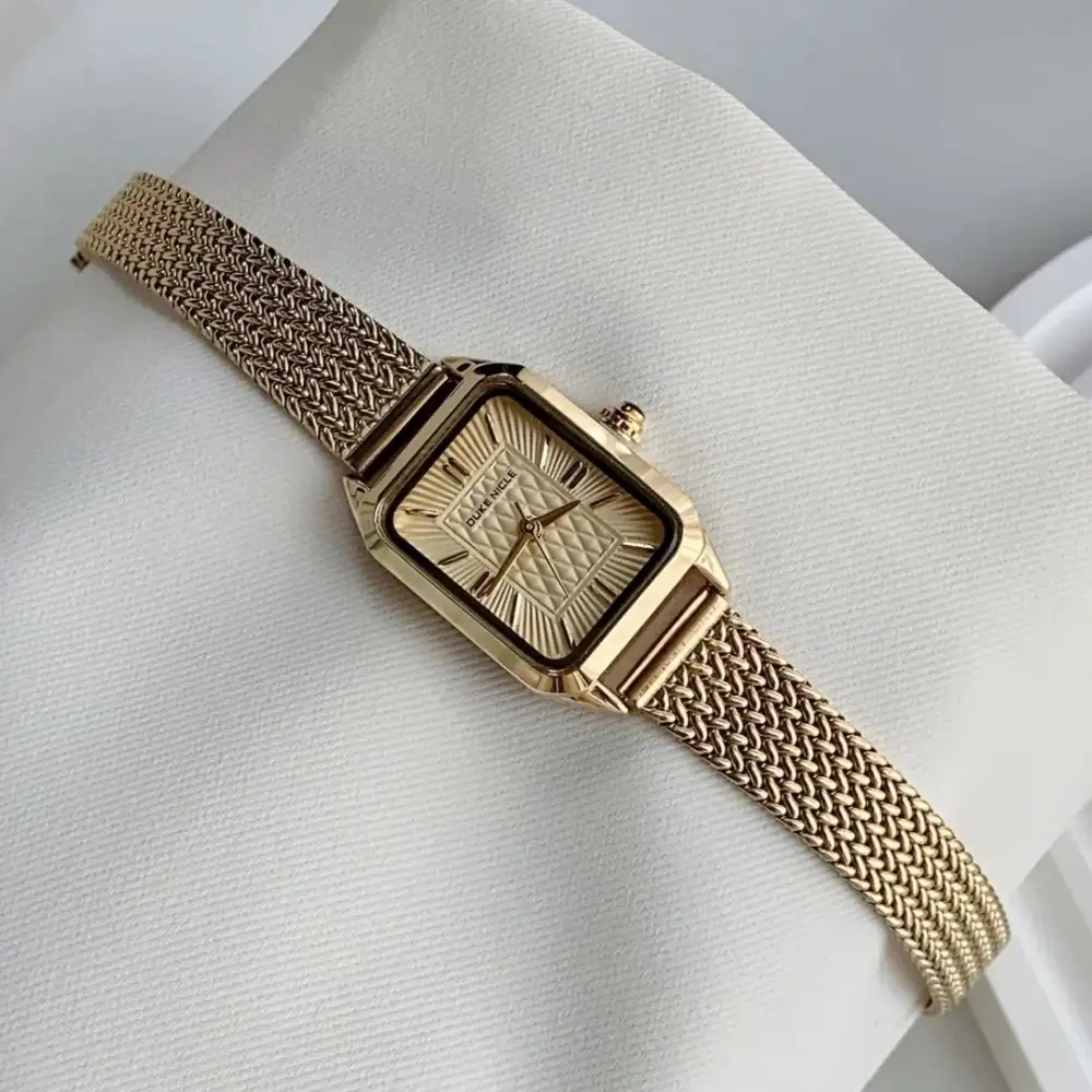 Arista Wristwatch