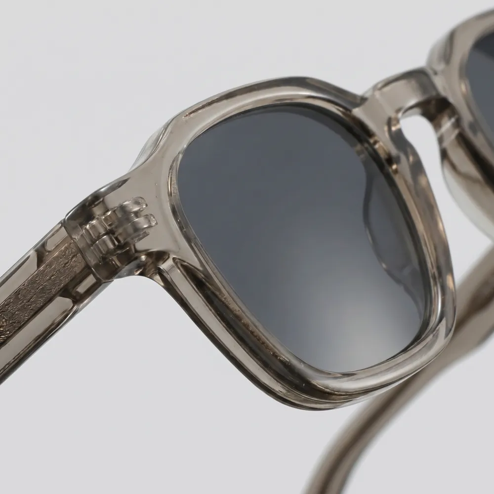 Easygoing Square Frame Sunglasses