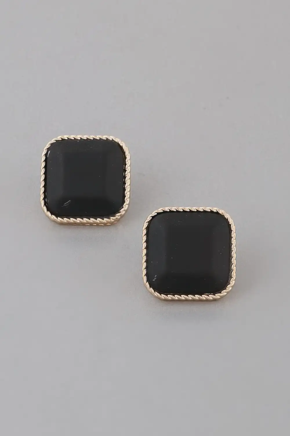 Twisted Antique Cubic Earrings