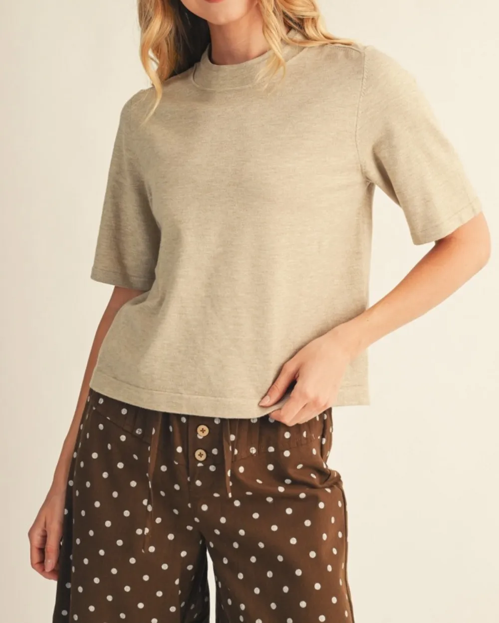 Round Neck Knit Top