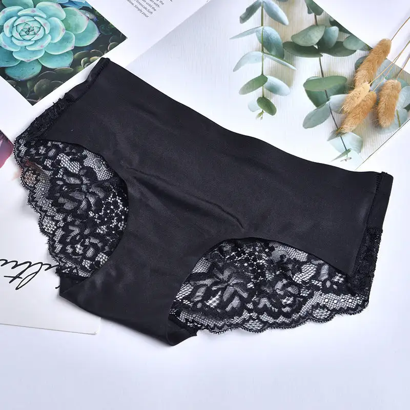 French Rim Free Lace Briefs