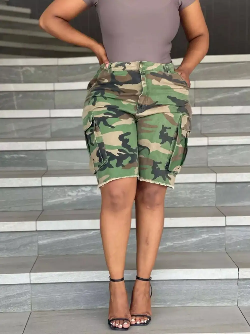 Raw-Hem Cotton Camouflage Cargo Shorts