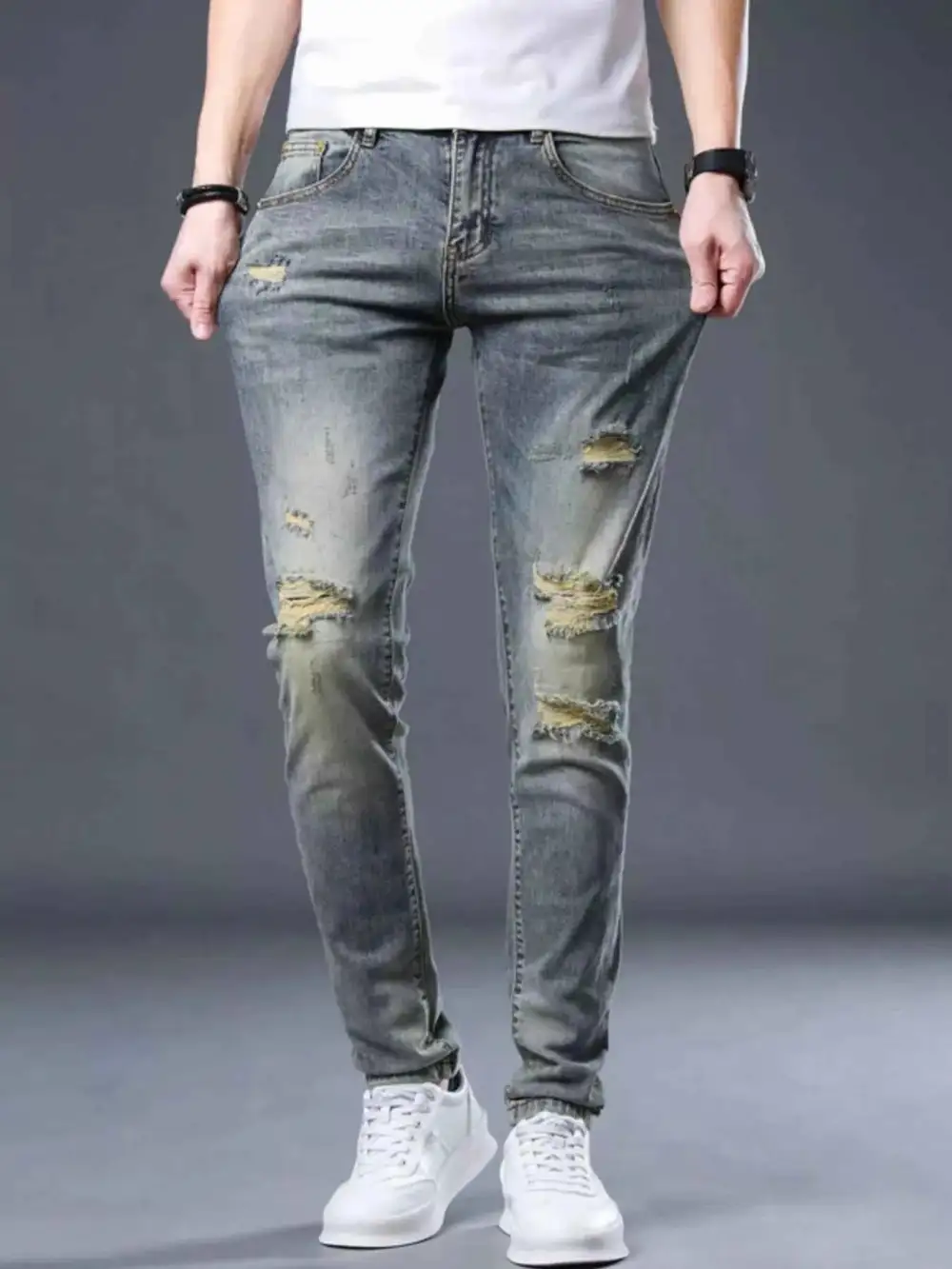 Relaxed Distressed Slim Fit Jeans