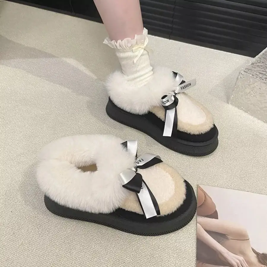 Chic Round Toe Platform Boots