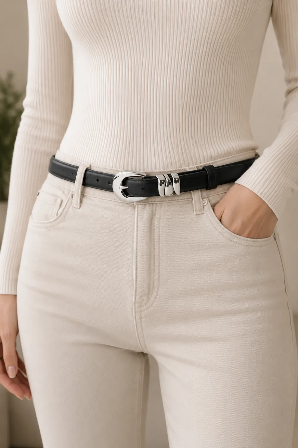 Slim Minimal Leather Waist Belt