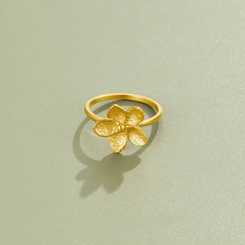 Modern Floral Ring