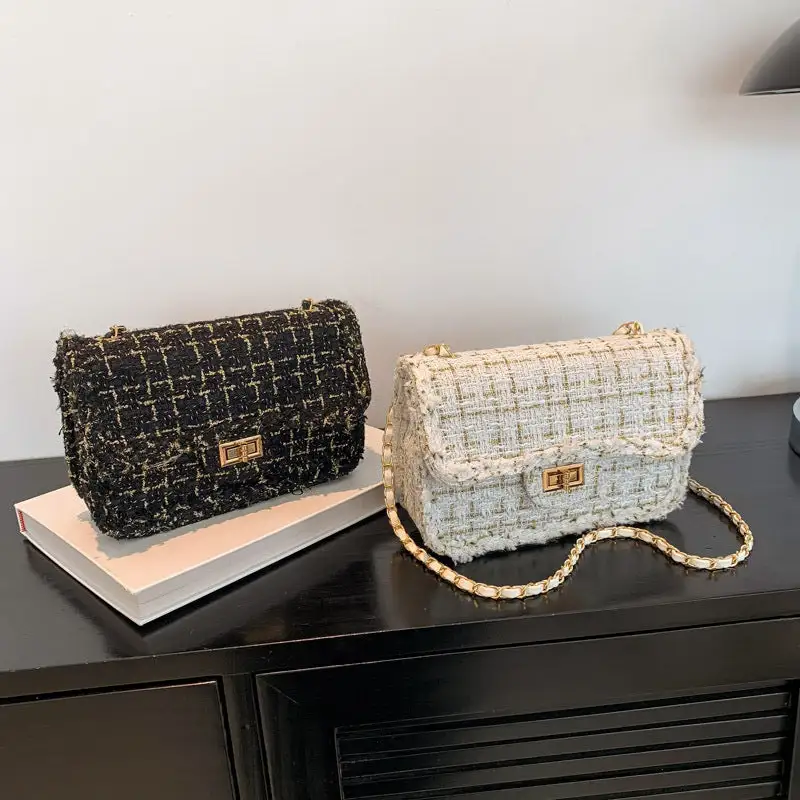 Compact Chain Strap Square Shoulder Bag