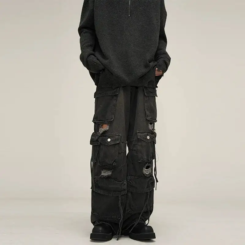 Wide-Leg Distressed Cargo-Pocket Jeans