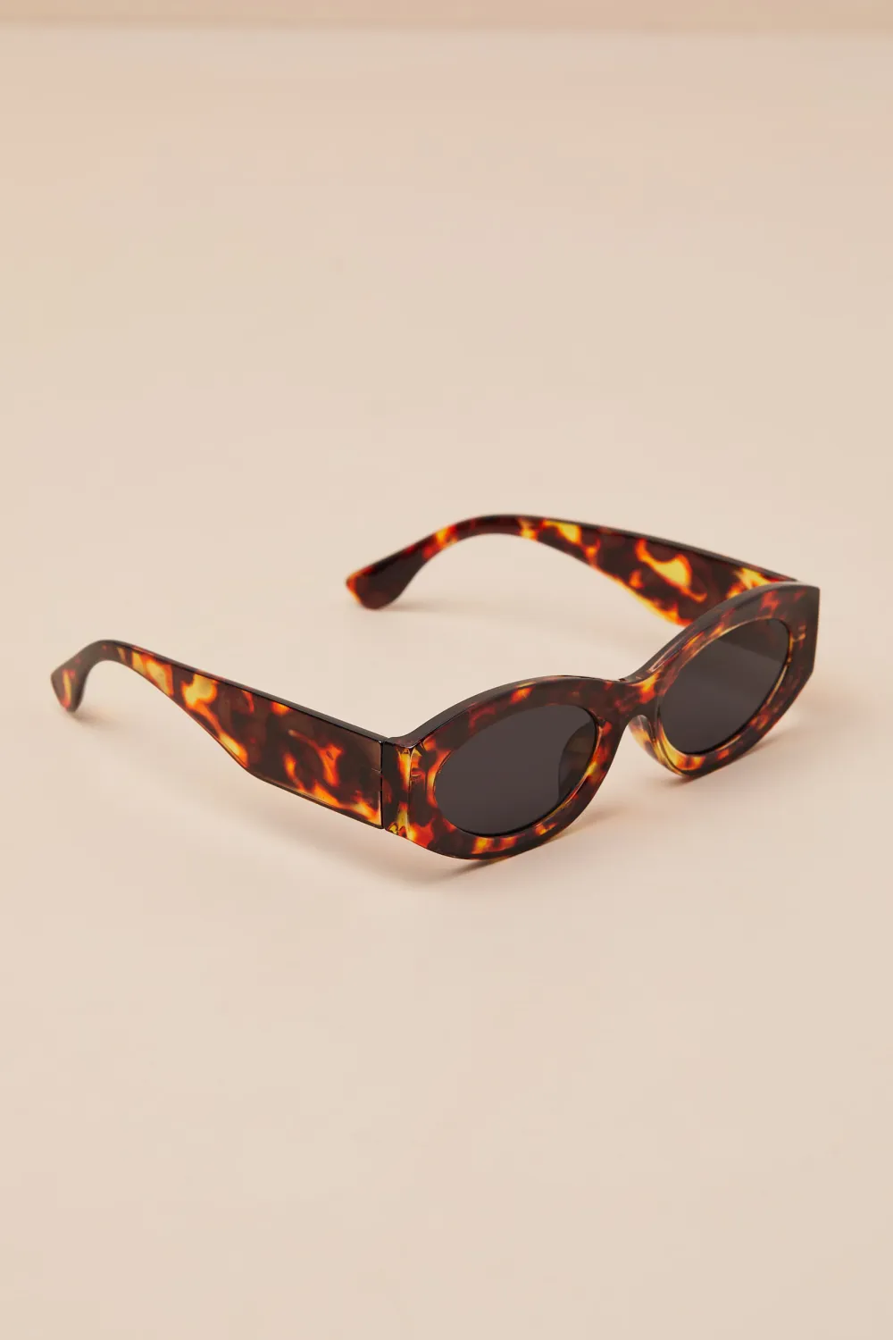 Personalized And Cool Retro Literary Ladies Sunglasses